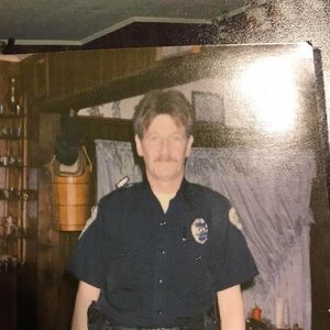 Meet your Posher, Wayne